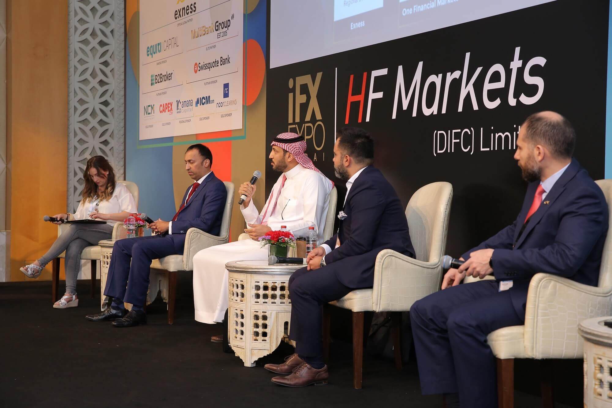 شركة hotforex معرض الفوركس IFX Dubai